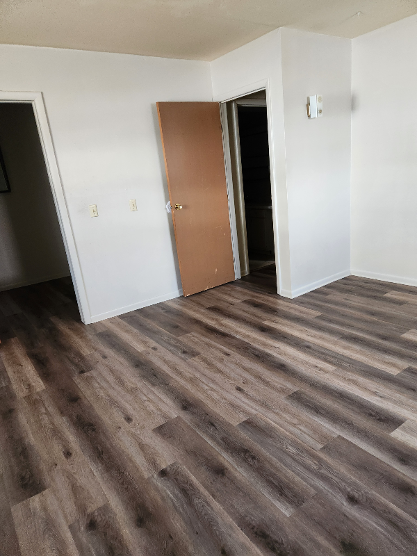 333 N Detroit St #7 - Photo 2 of 6
