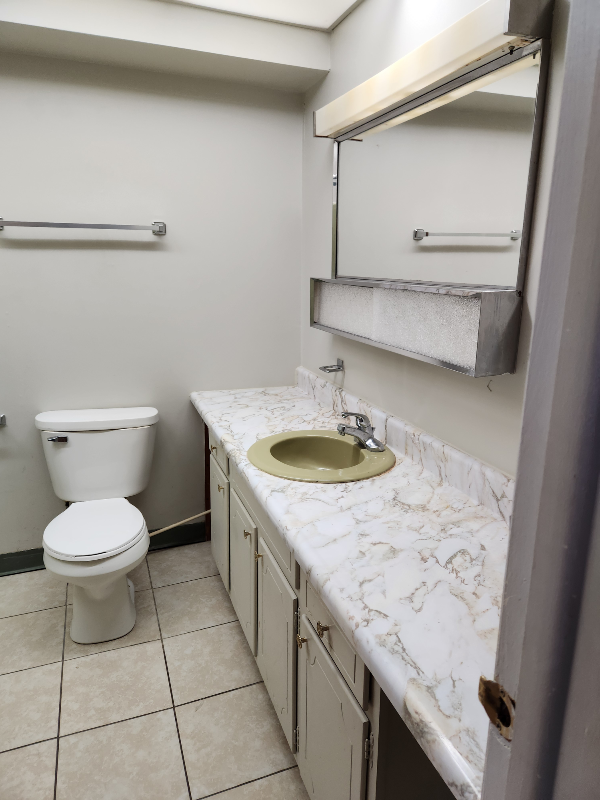 333 N Detroit St #7 - Photo 6 of 6