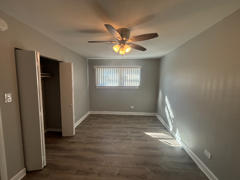 392 Hickory St #2W - Photo 6 of 7