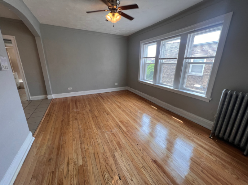 9453 S Loomis St #307 - Photo 3 of 6
