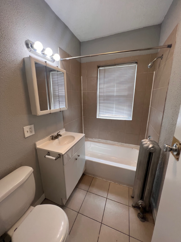 9453 S Loomis St #307 - Photo 6 of 6