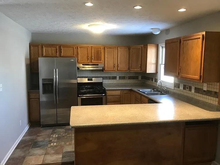 2309 S Zona Ct - Photo 4 of 10