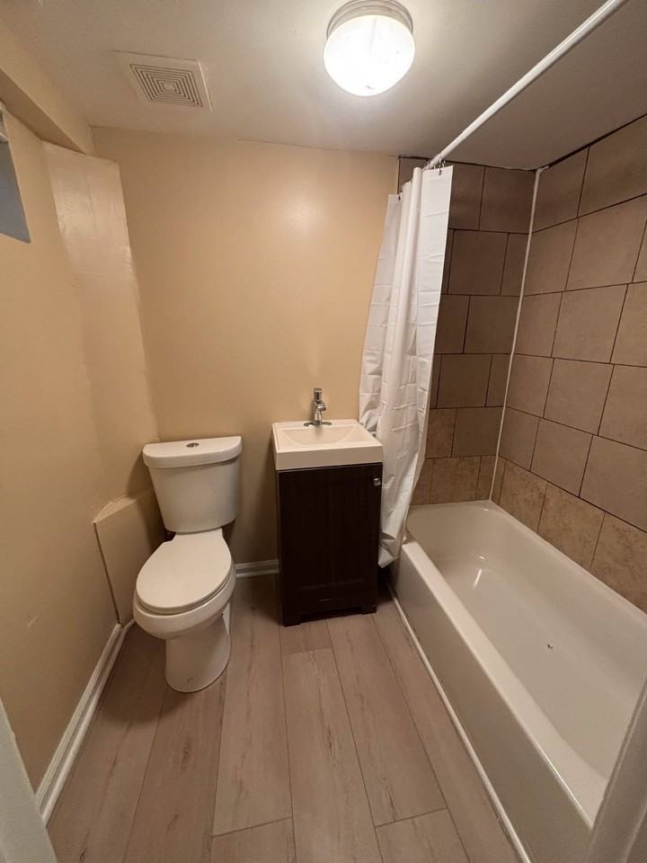 3116 E Federal St #1stFL - Photo 6 of 12