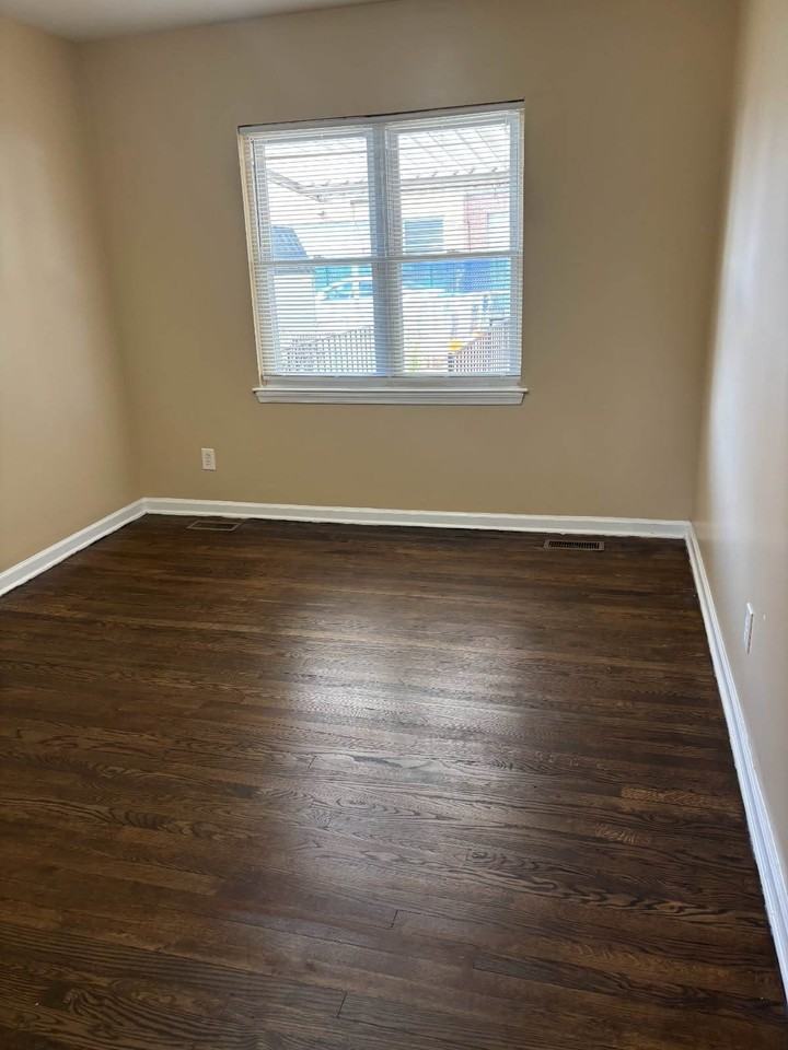 3116 E Federal St #1stFL - Photo 7 of 12