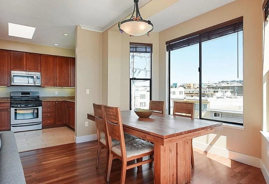 2401 44th Ave #4 - Photo 5 of 14