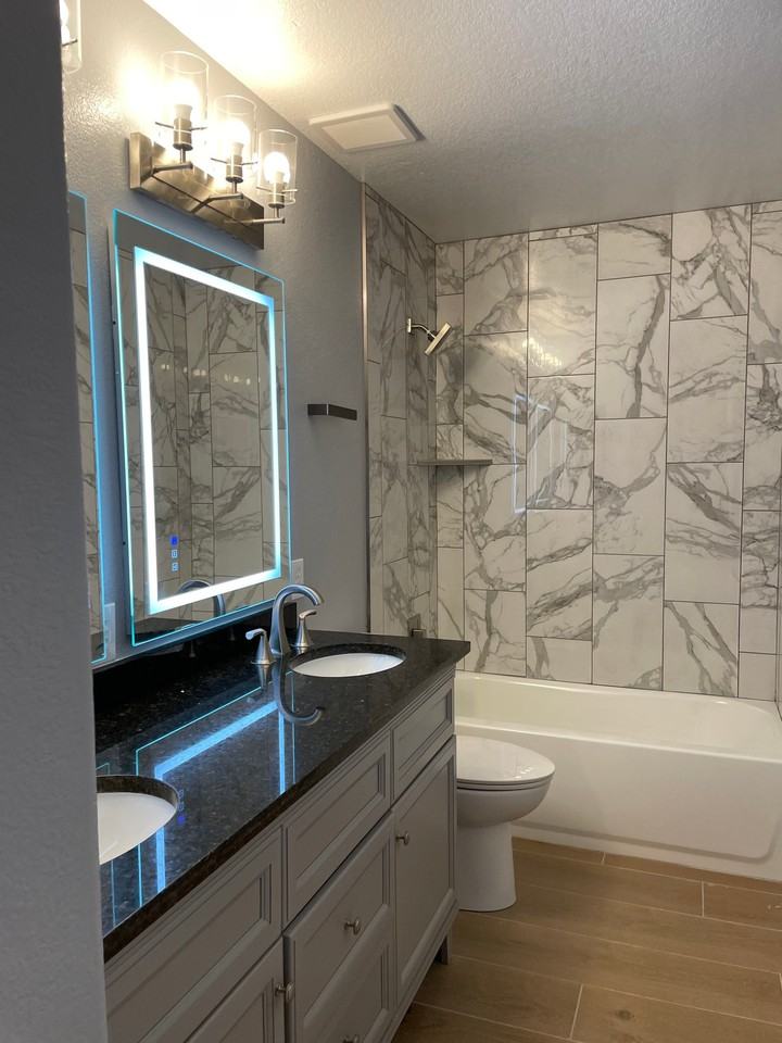 6528 N 80th Ave - Photo 6 of 10