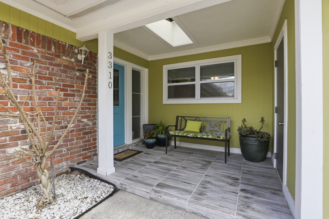 3310 Nw 28th Ave - Photo 2 of 20