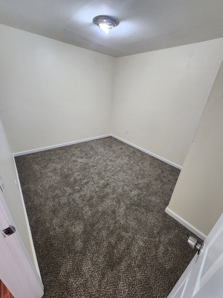3580 Marzo St - Photo 4 of 6