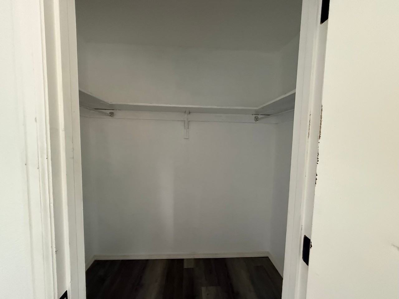211 S Brentwood St #1 - Photo 4 of 10