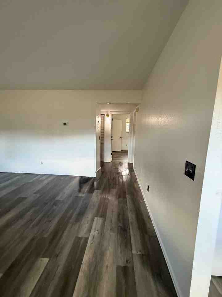 211 S Brentwood St #1 - Photo 7 of 10