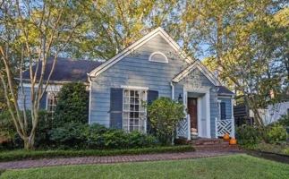 featured image of 1115 Saint Ann St