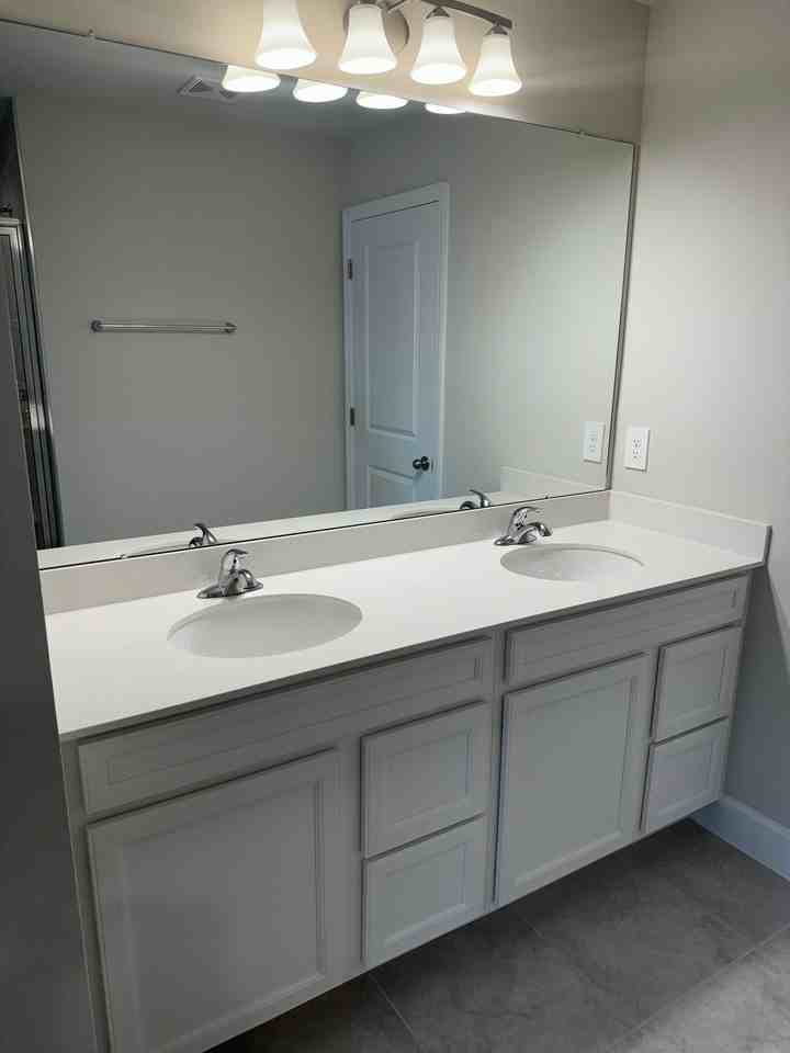 14051 Crimson Ave - Photo 6 of 18