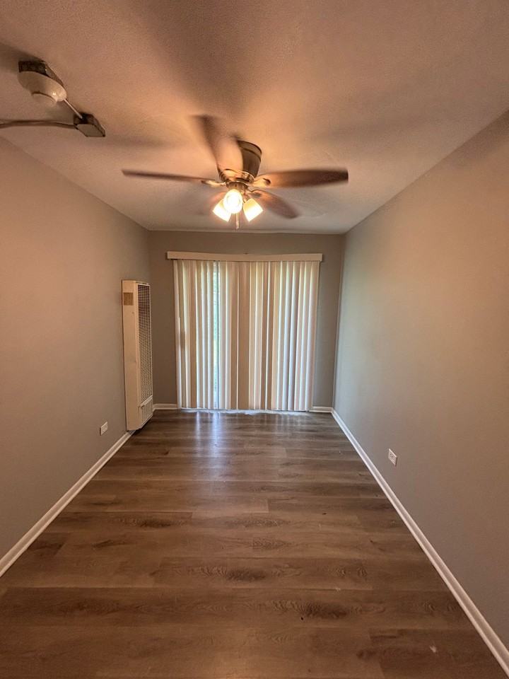 3331 Commercial Ave #3331-9 - Photo 4 of 5