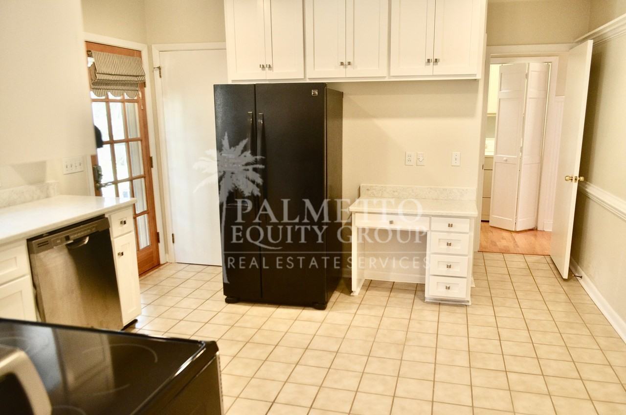 102 Forestdale Dr - Photo 5 of 14