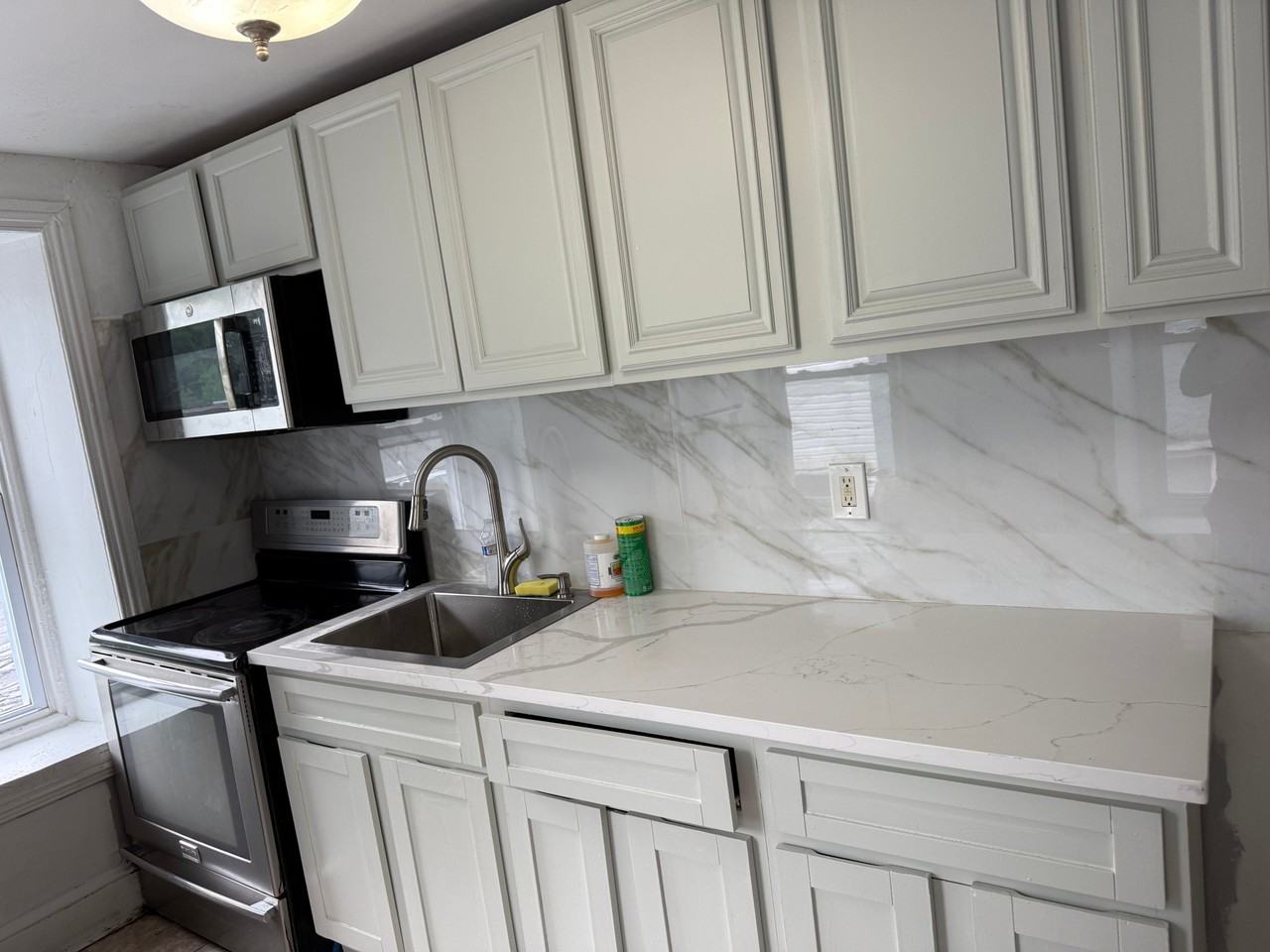 27 E Meehan Ave #2ndFL - Photo 2 of 13