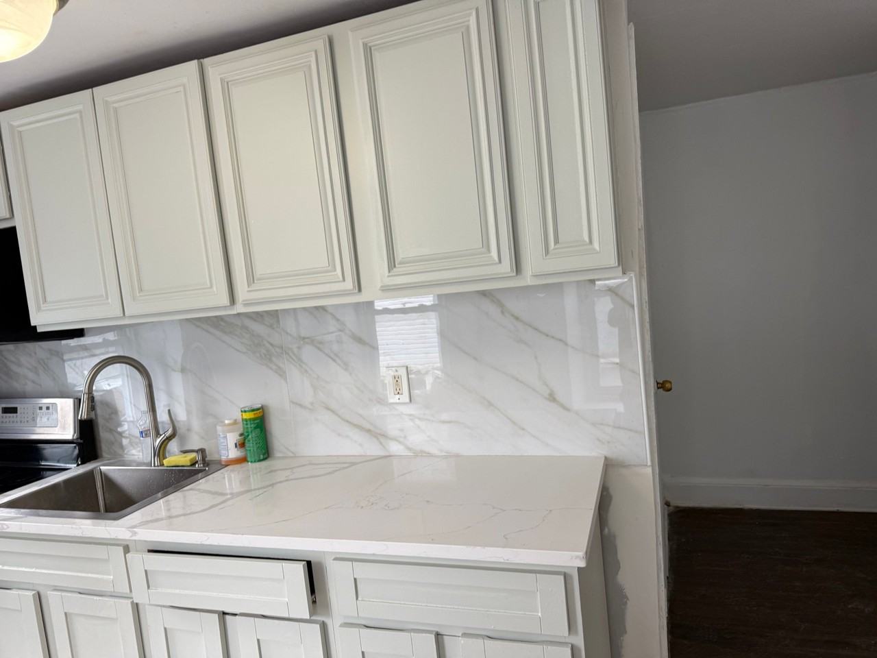 27 E Meehan Ave #2ndFL - Photo 7 of 13