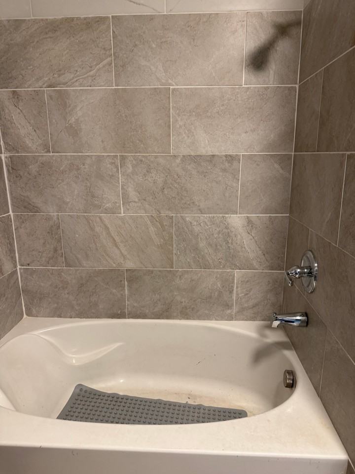 27 E Meehan Ave #1stFL - Photo 3 of 19