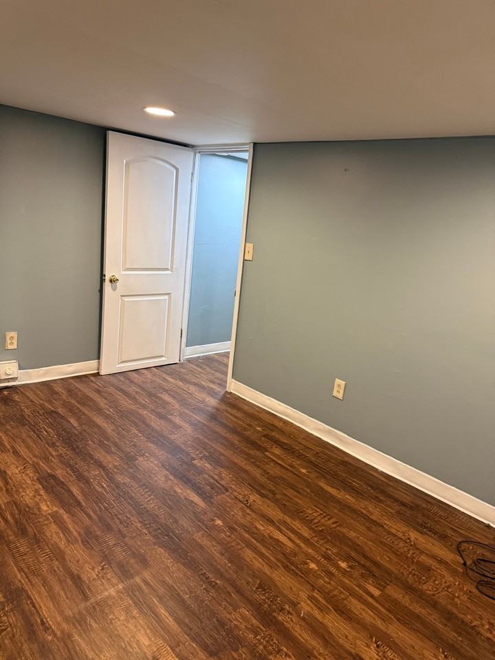 27 E Meehan Ave #1stFL - Photo 5 of 19