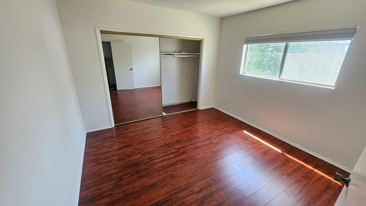 323 N Rampart Blvd #7 - Photo 4 of 7