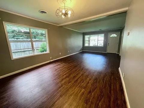 131 Chestnut St - Photo 3 of 10