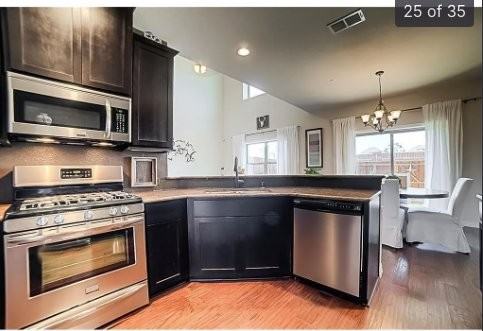 913 Brookville Ct - Photo 4 of 12