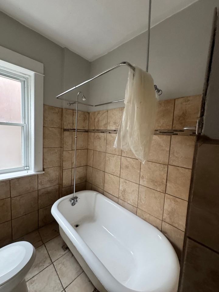 1811 Lakeview Rd #1-2-3 - Photo 6 of 20