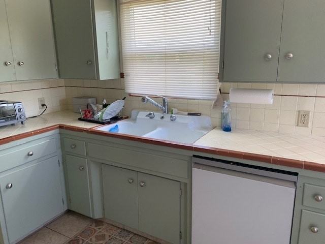 1016 Columbia Street - Photo 5 of 11