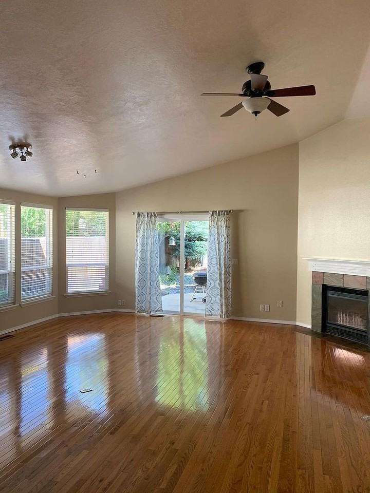 5986 S Wallflower Pl - Photo 5 of 13