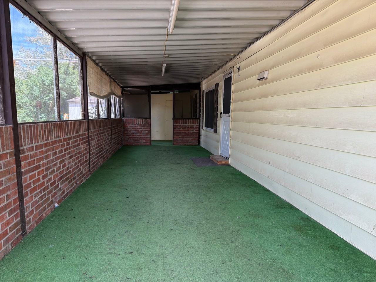605 Glen Moor St - Photo 2 of 19