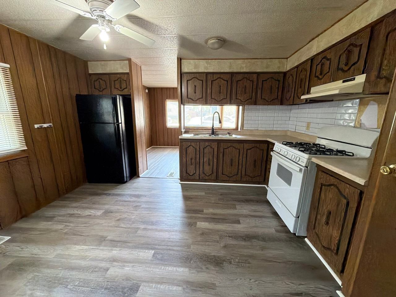 605 Glen Moor St - Photo 5 of 19