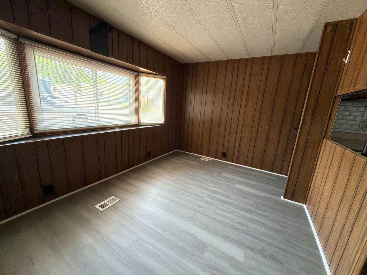 605 Glen Moor St - Photo 7 of 19