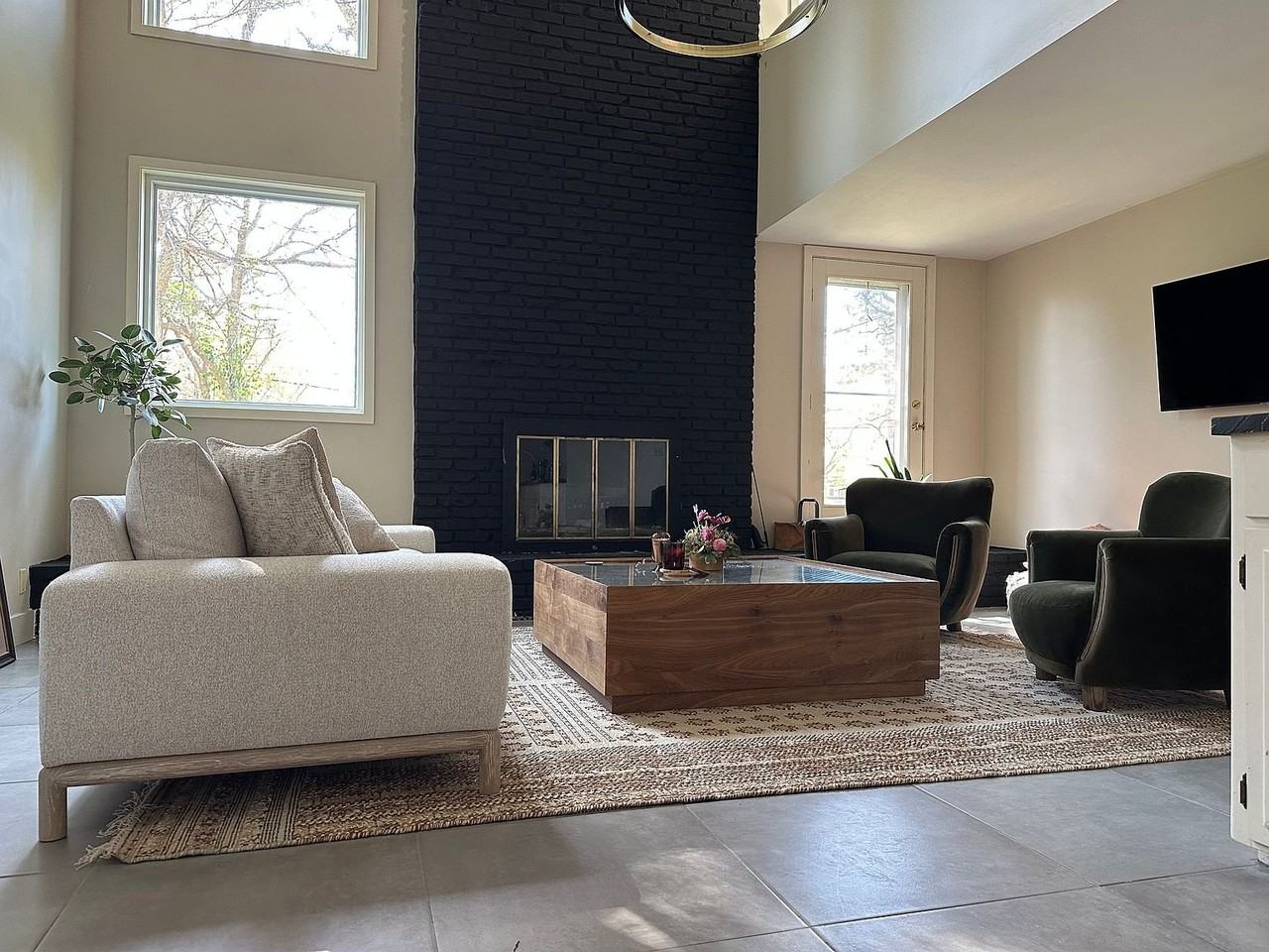 3211 S 30th St - Photo 4 of 14