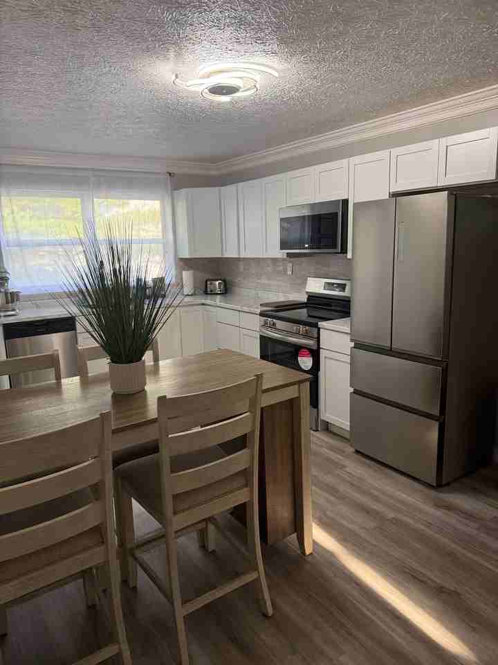 4432 Renwood Dr - Photo 3 of 16