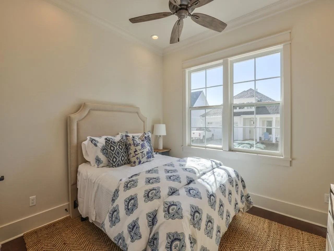 193 Camellia Oaks Ave - Photo 7 of 34