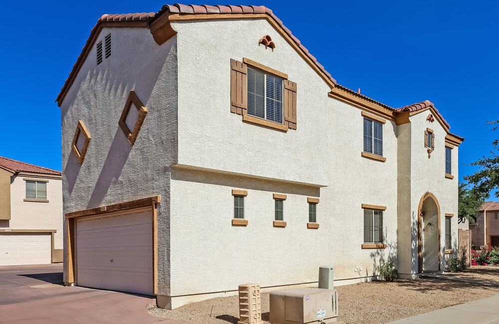 22052 N 30th Dr - Photo 4 of 17