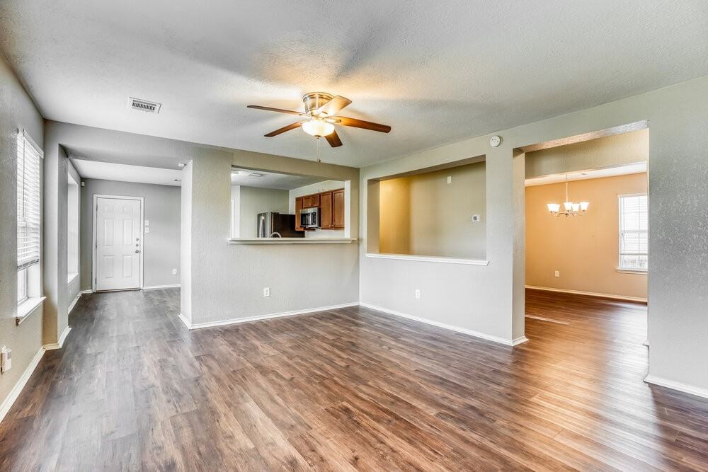 20619 Tayman Oaks Dr - Photo 4 of 16