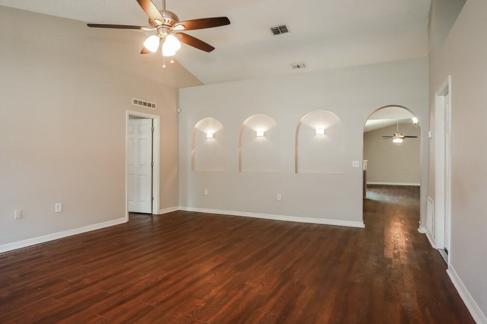 3424 Steelgate Ct - Photo 4 of 16