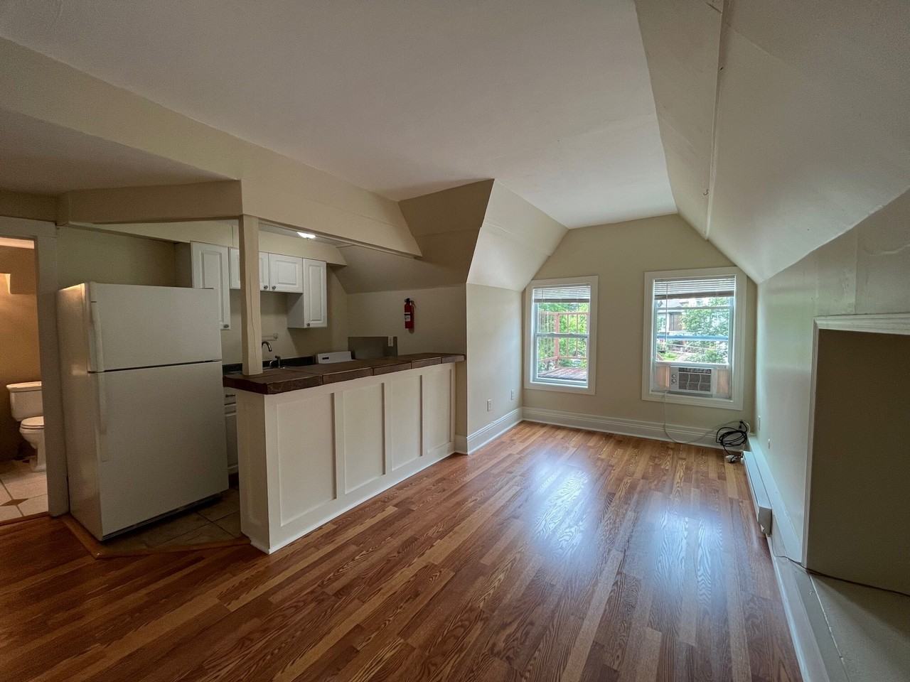 Stanton 5401 - Photo 2 of 18