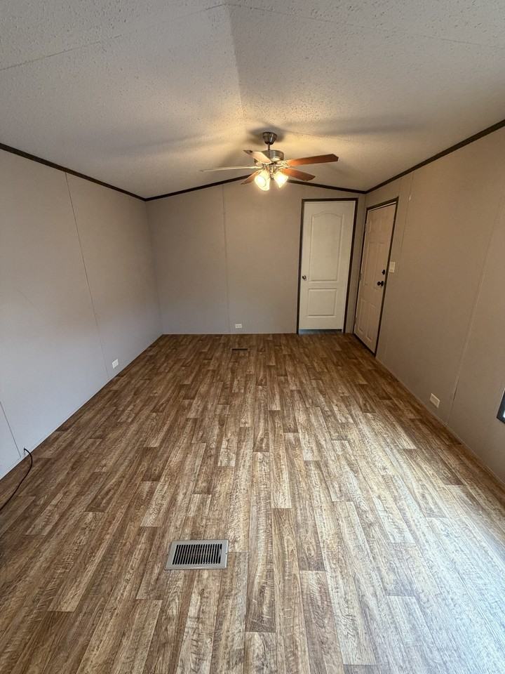 191 Vanishing Pt - Photo 3 of 6