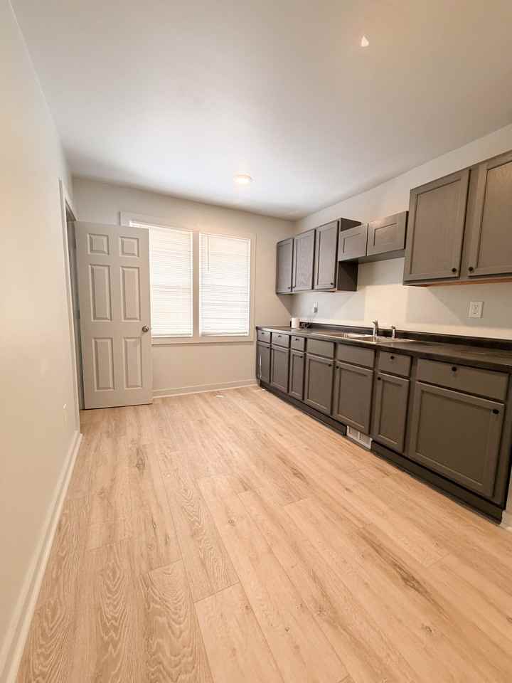 13395 Maiden St #1 - Photo 6 of 14
