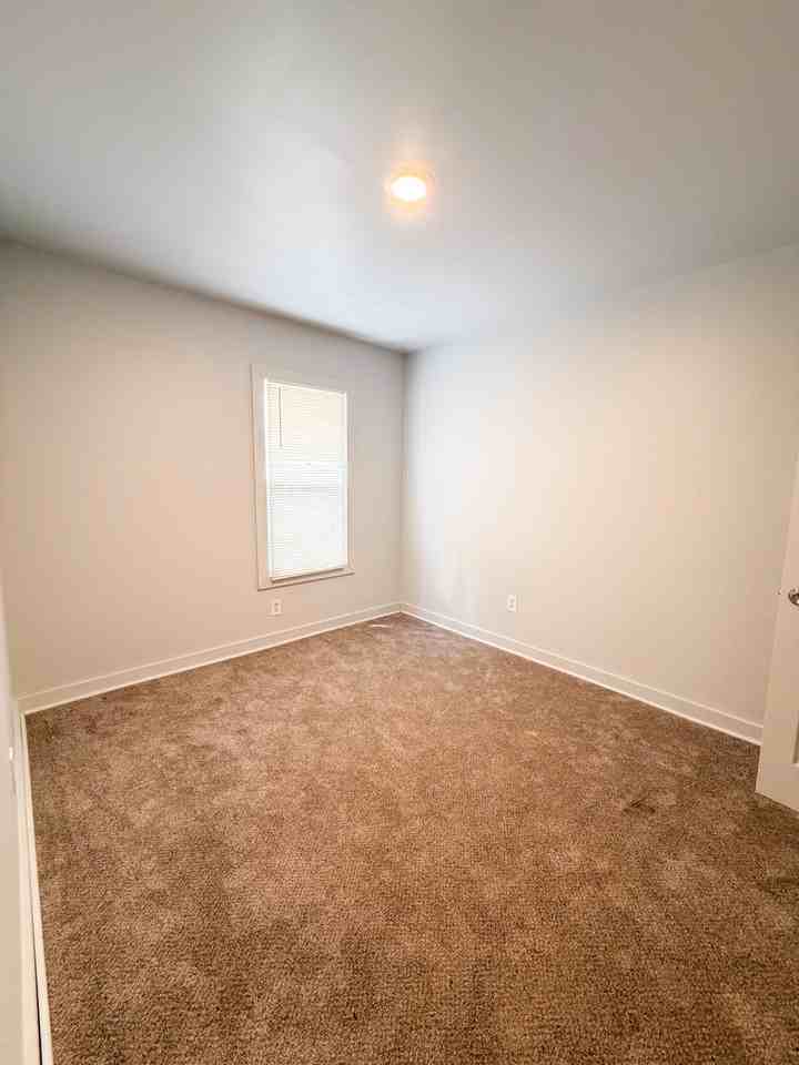 13395 Maiden St #1 - Photo 7 of 14