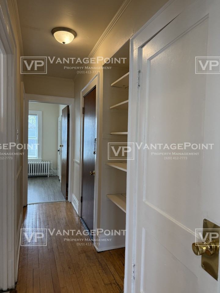 605-609 West Walnut Street - Photo 6 of 15
