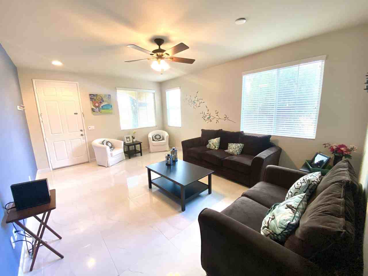 29353 Fall River Ln #1 - Photo 5 of 32