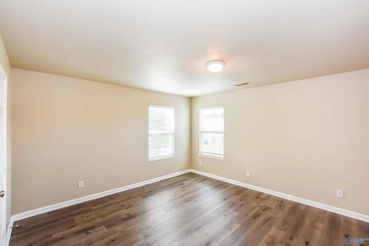 129 Farmington Dr #1 - Photo 7 of 14