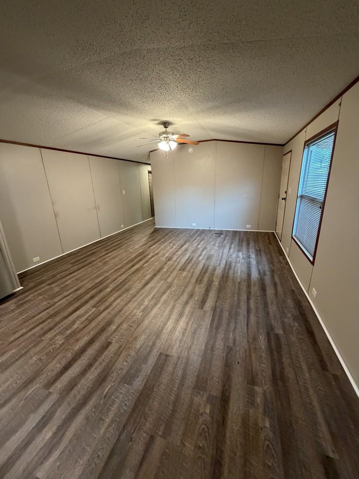 28 Purple Star Ln - Photo 4 of 11