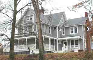 featured image of 426 Cornelia St