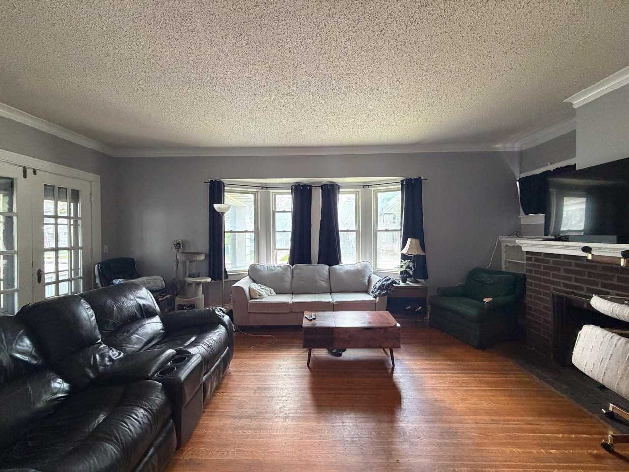 90 Scottsville Road - Photo 4 of 13