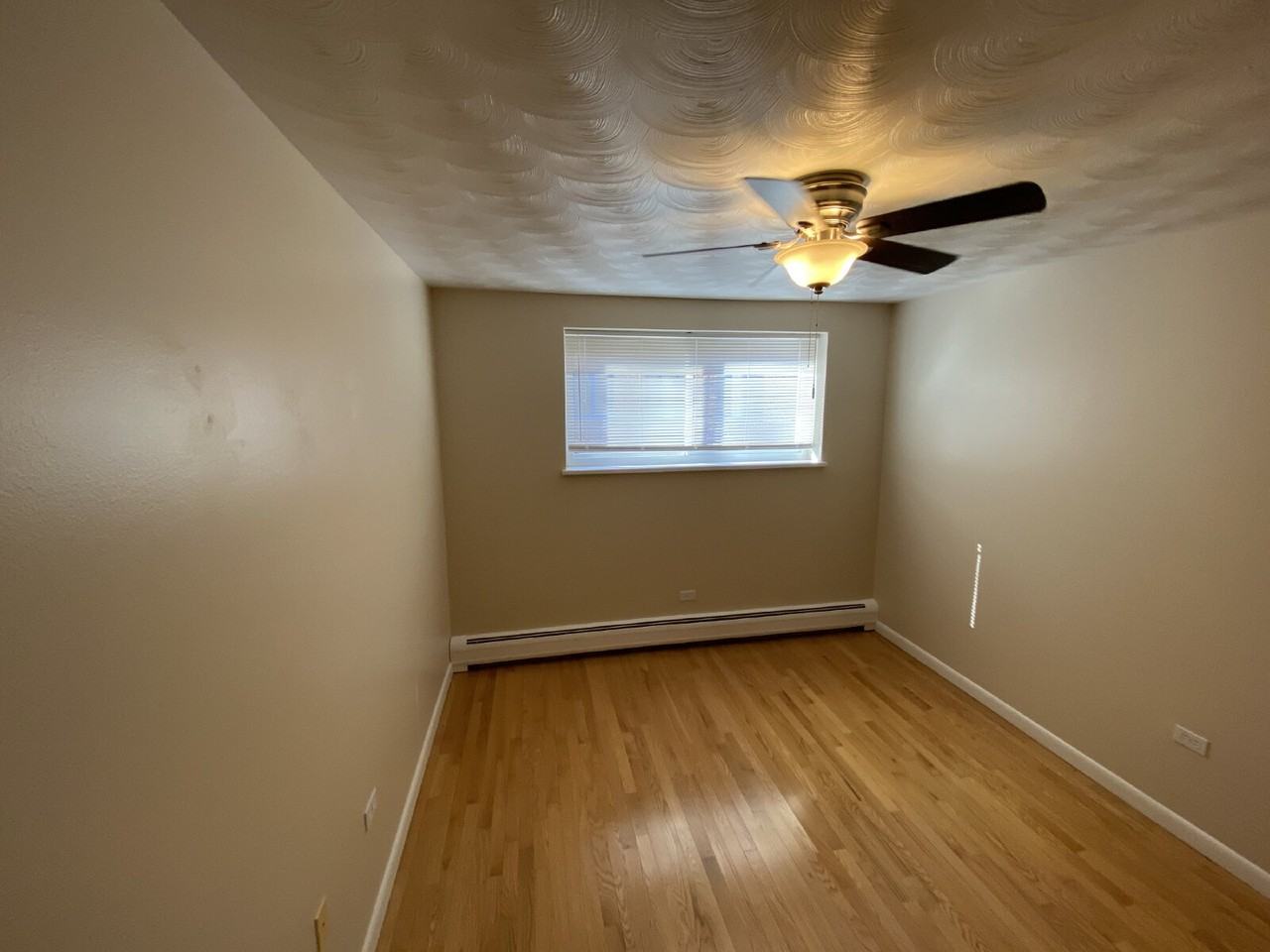 1131 N Lafayette St #201 - Photo 4 of 6