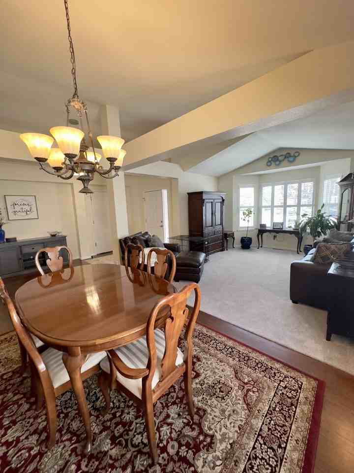 9611 Salem Ct - Photo 3 of 23