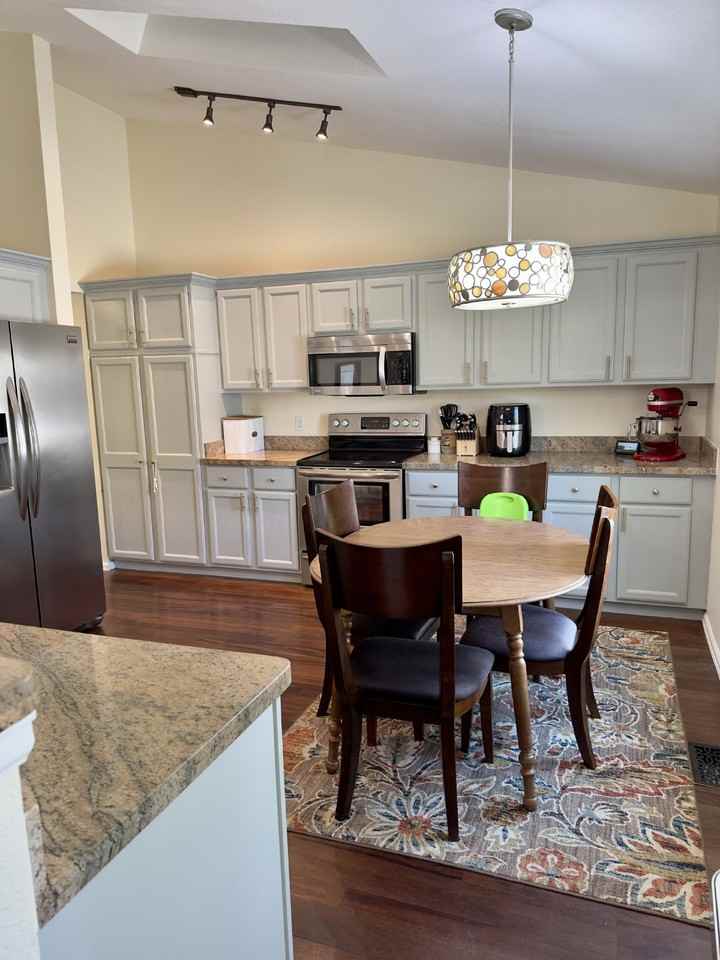 9611 Salem Ct - Photo 7 of 23